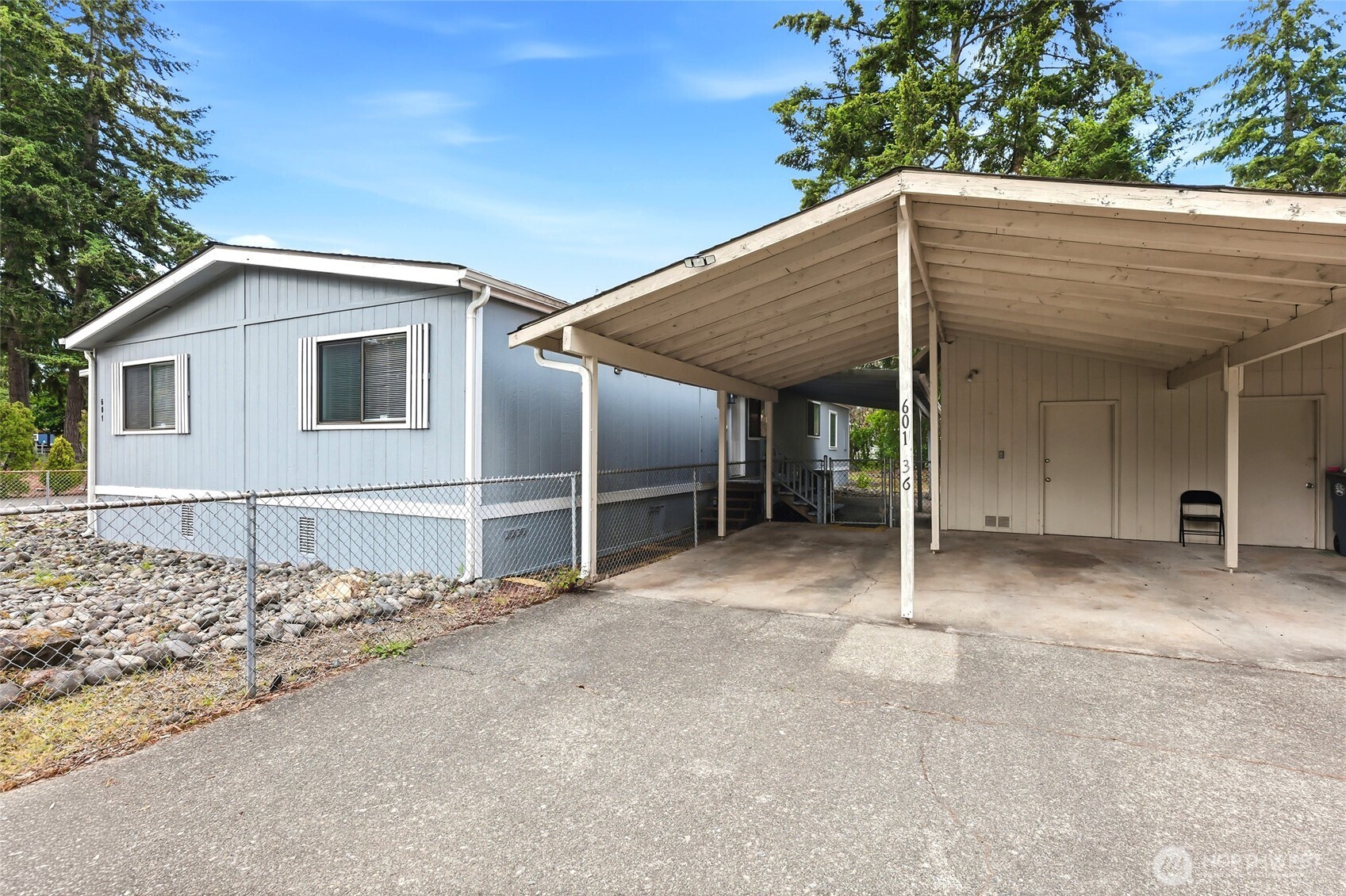 601 166th Street Ct Property Photo 1