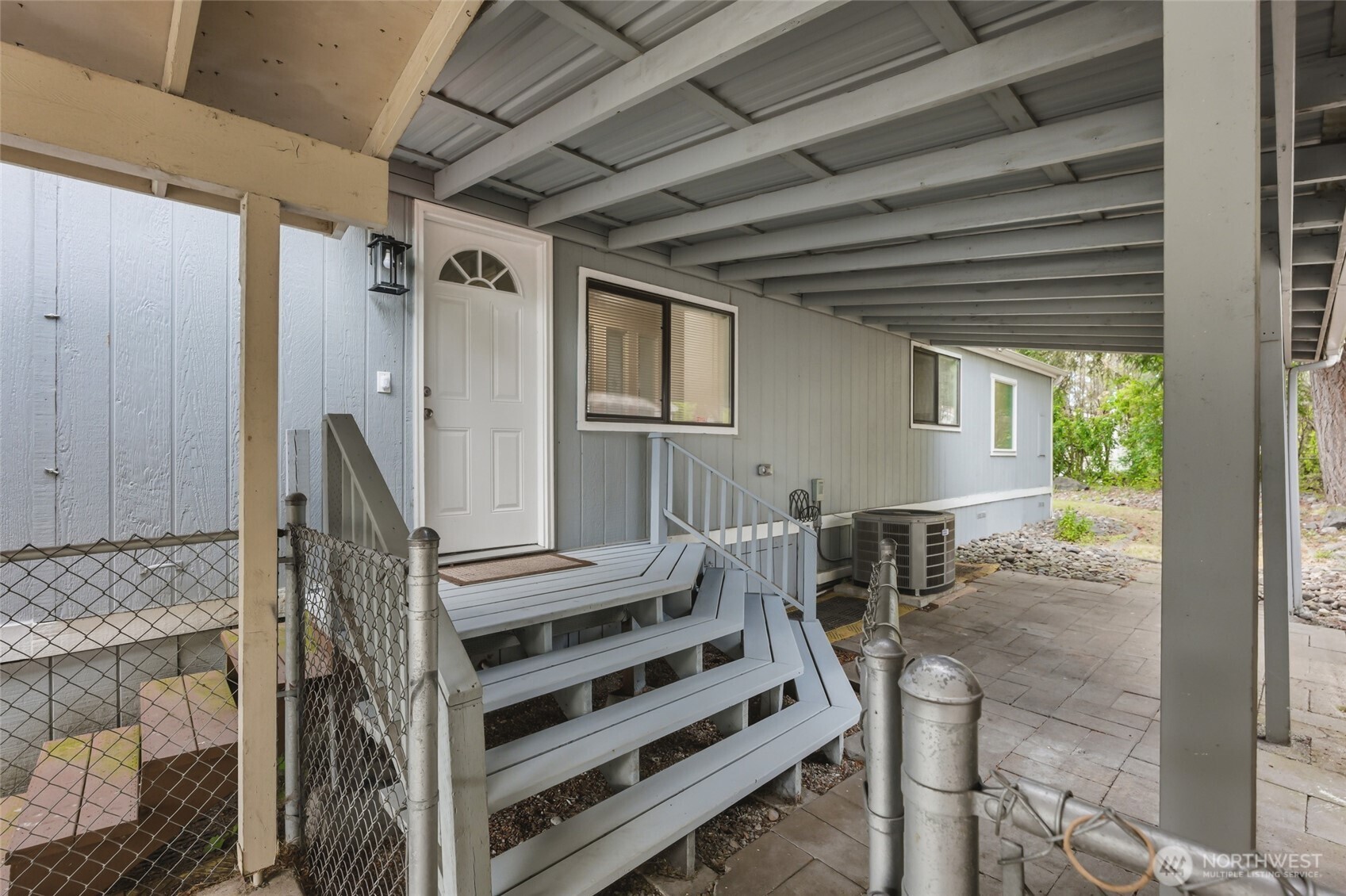 601 166th Street Ct Property Photo 4