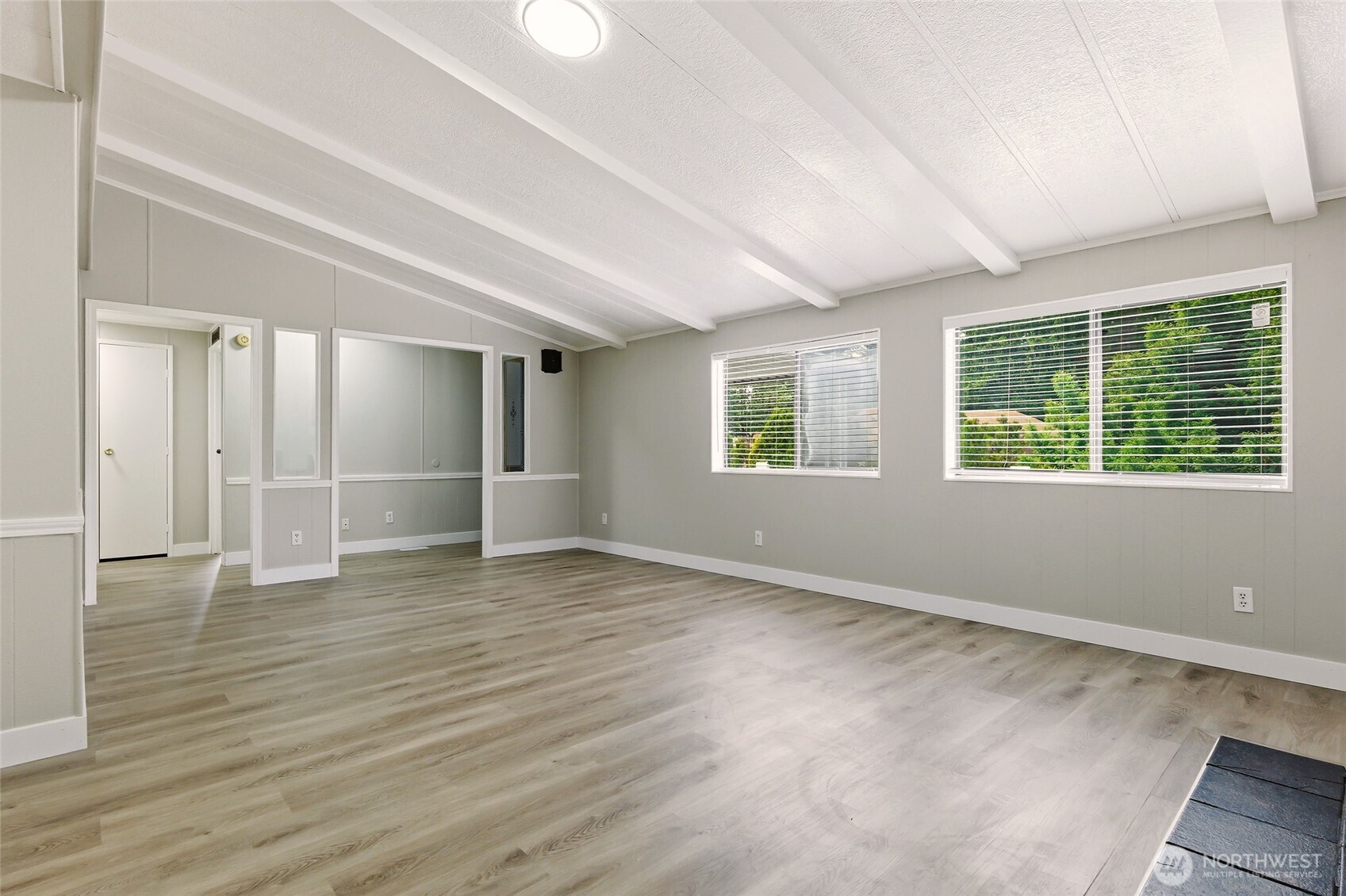 601 166th Street Ct Property Photo 4
