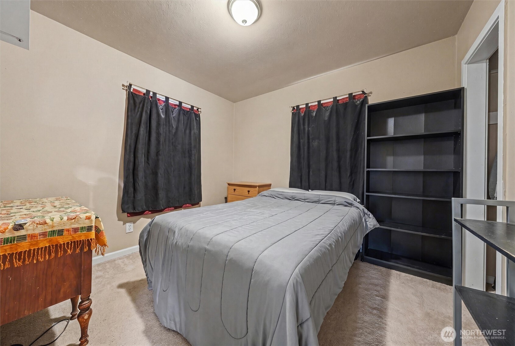 204 E Street Property Photo 10