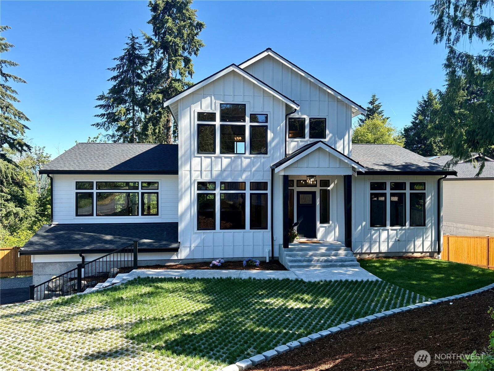 13820 Military Road Property Photo 1
