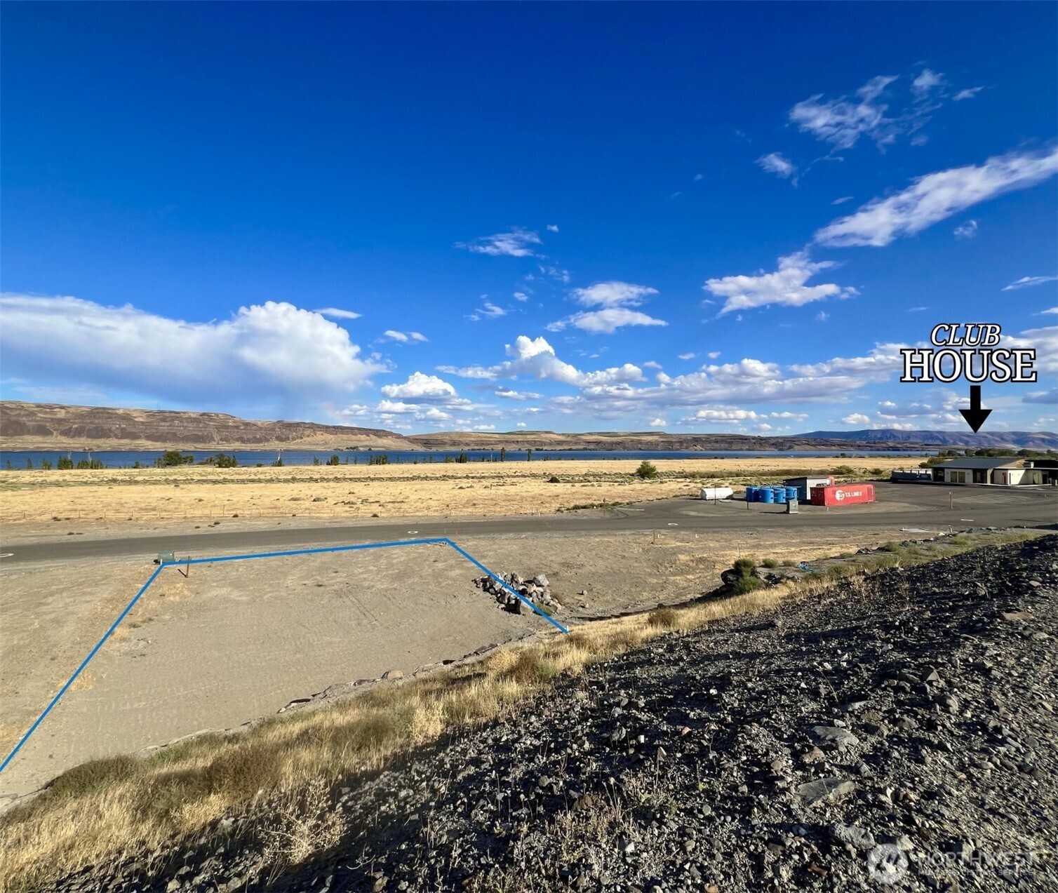 240 Vantage Bay Loop Property Photo 1