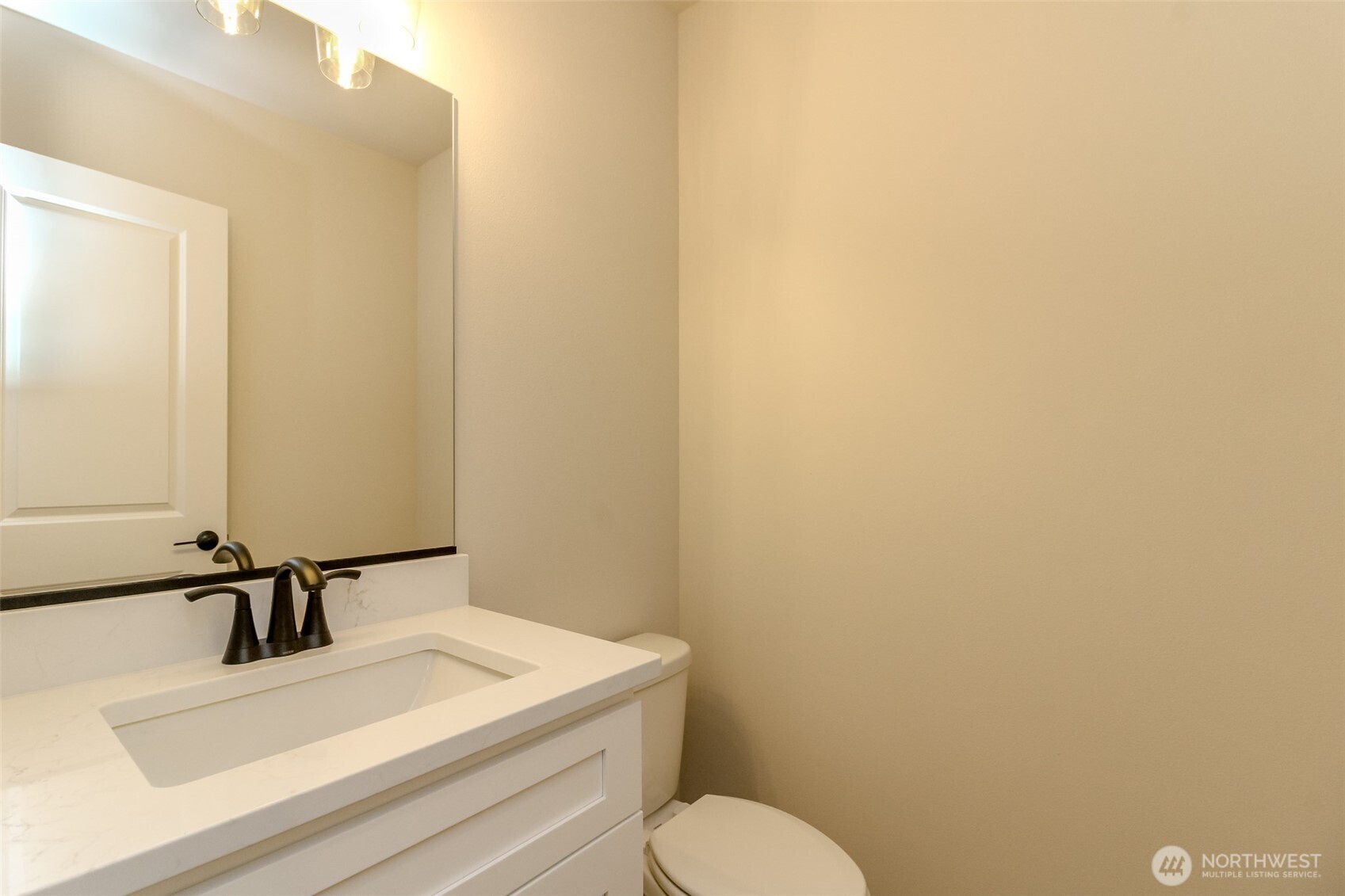 15114 Carter Loop Loop Property Photo 4
