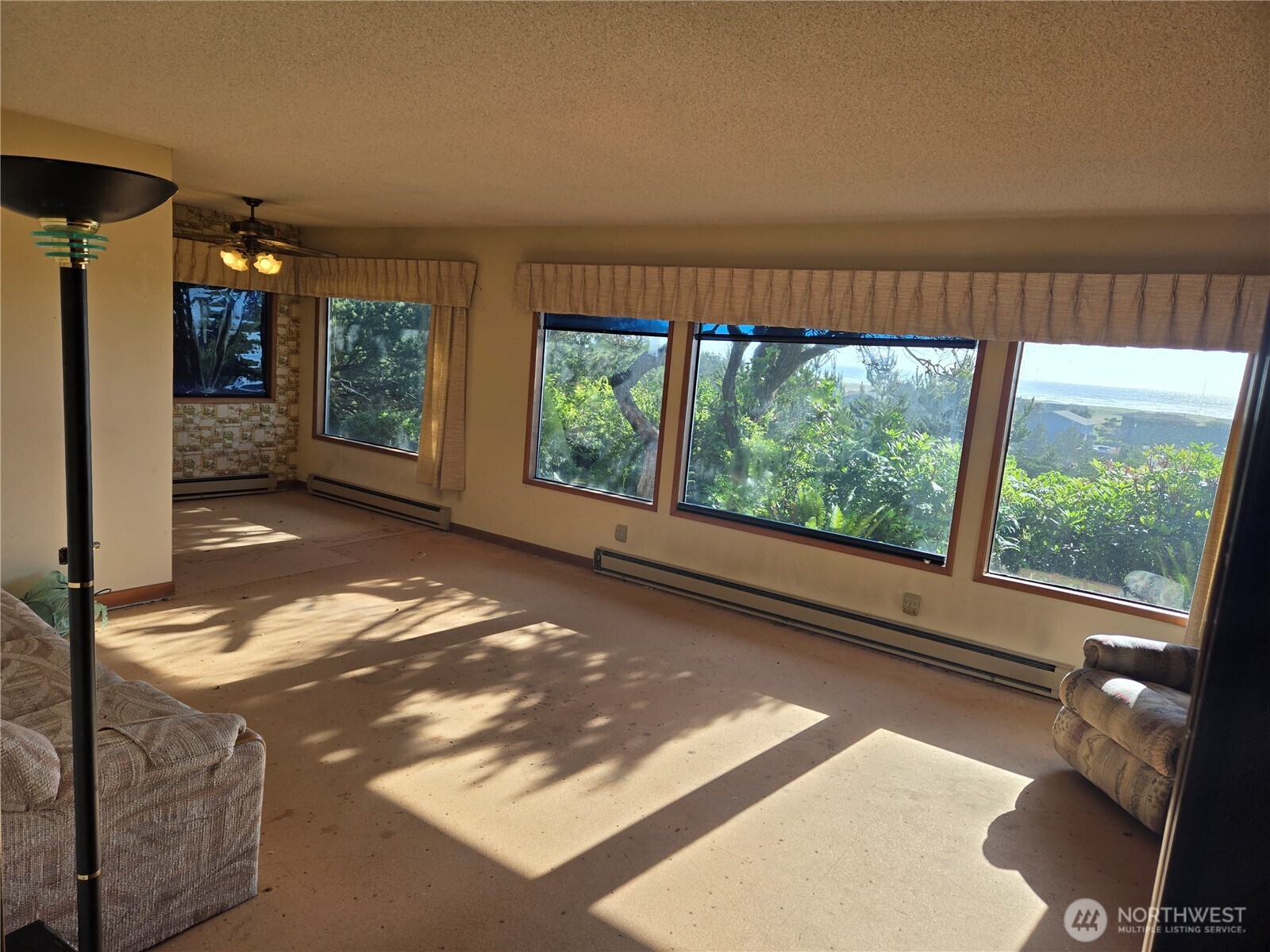 30011 J Place Property Photo 5