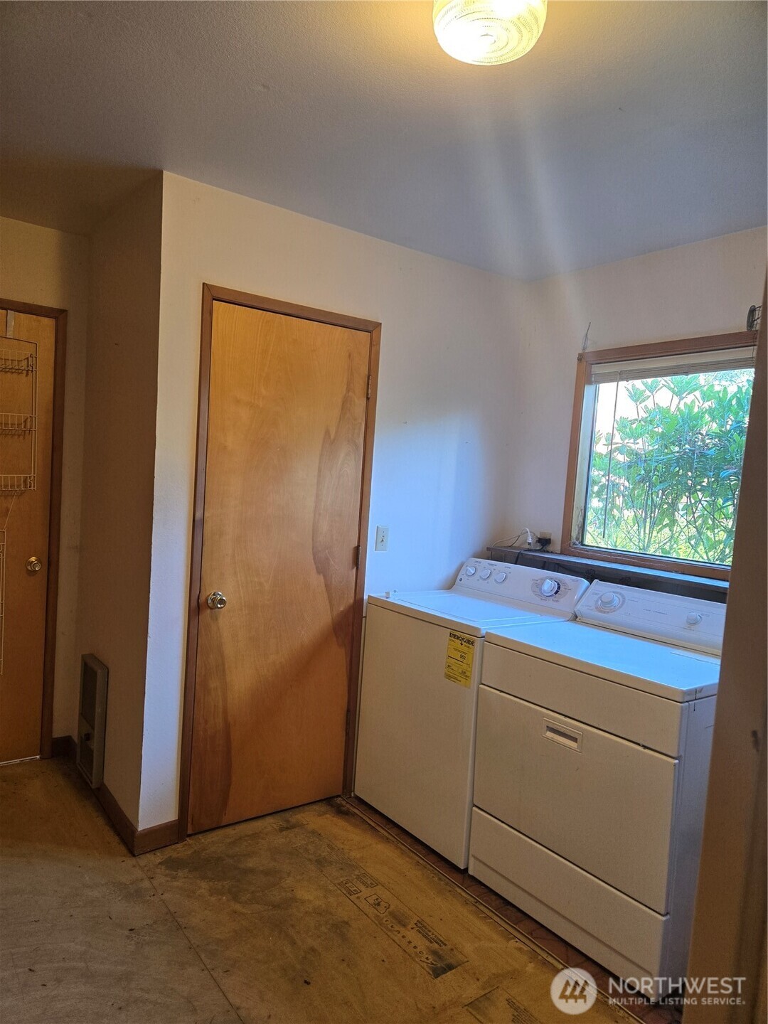 30011 J Place Property Photo 16