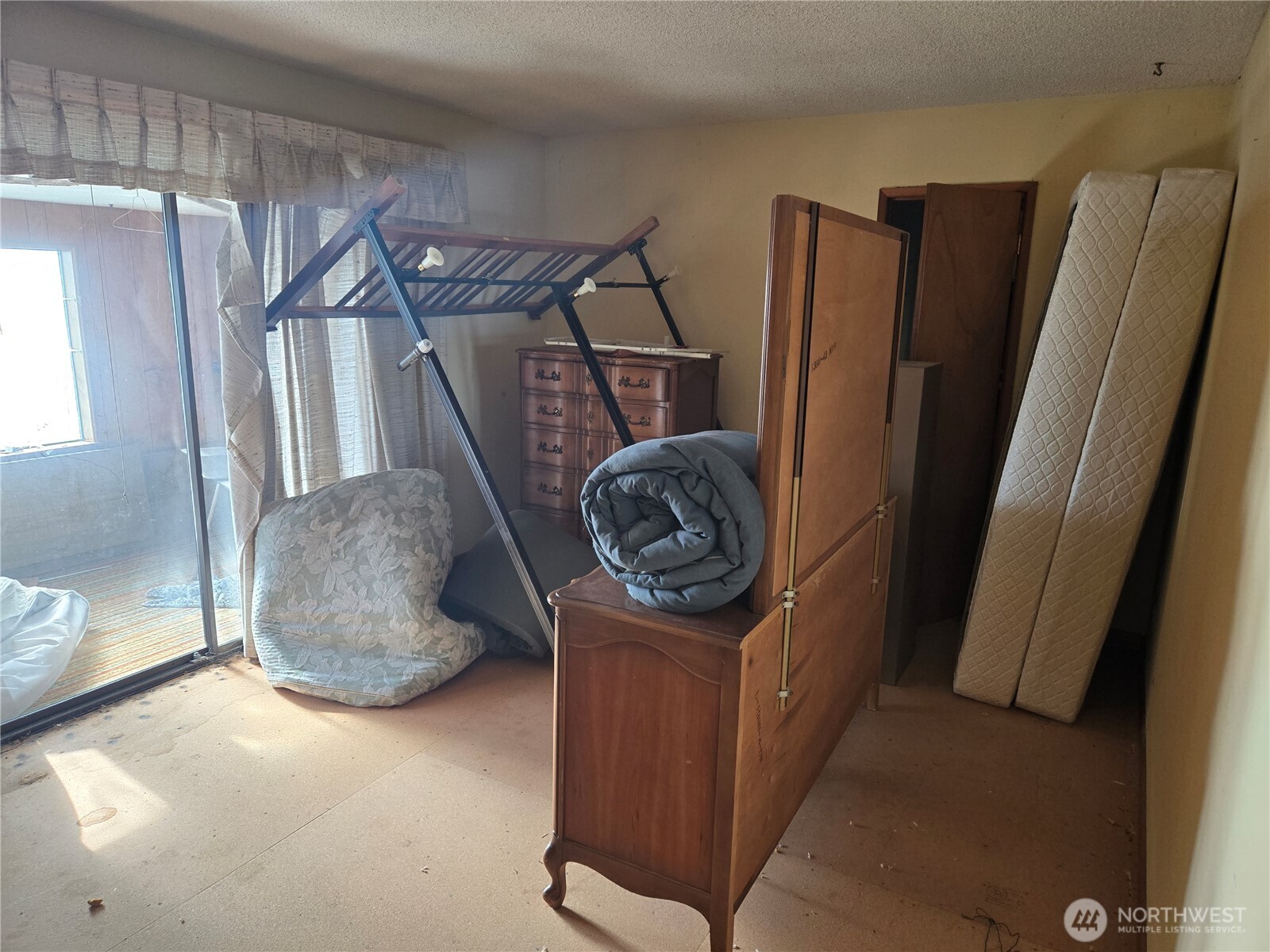 30011 J Place Property Photo 22