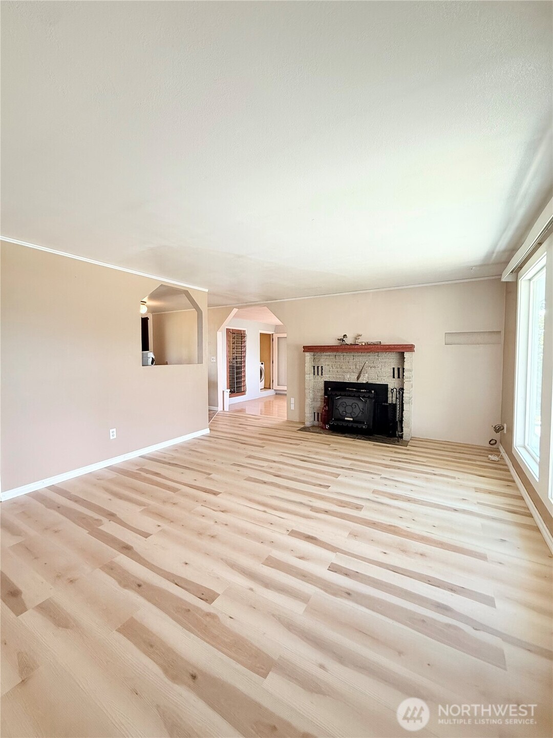 620 Skyview Drive Property Photo 3