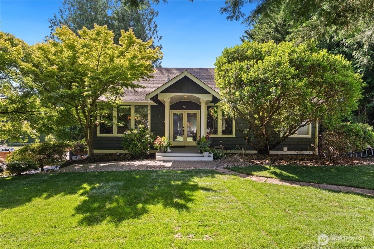 3324 Deer Island Drive Property Photo 3