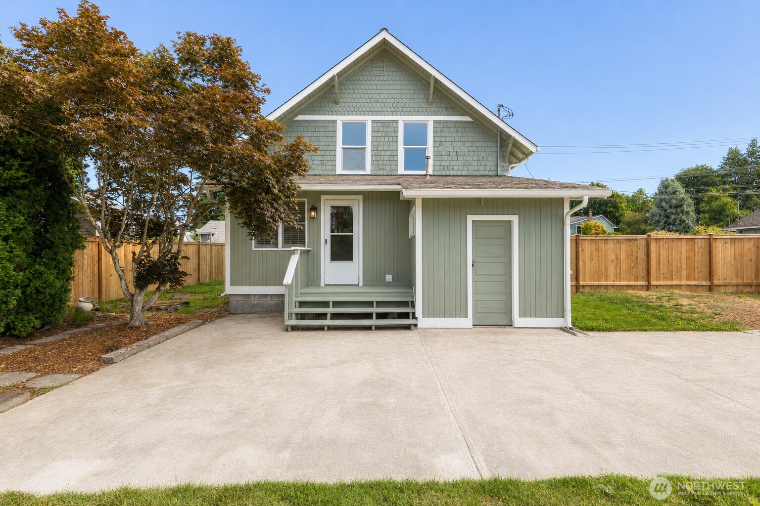 1118 Thompson Street Property Photo 28