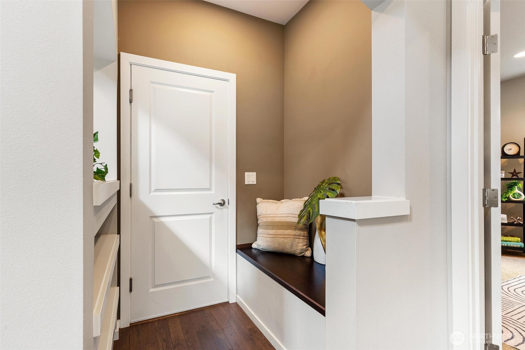 8342 75th Street Property Photo 15