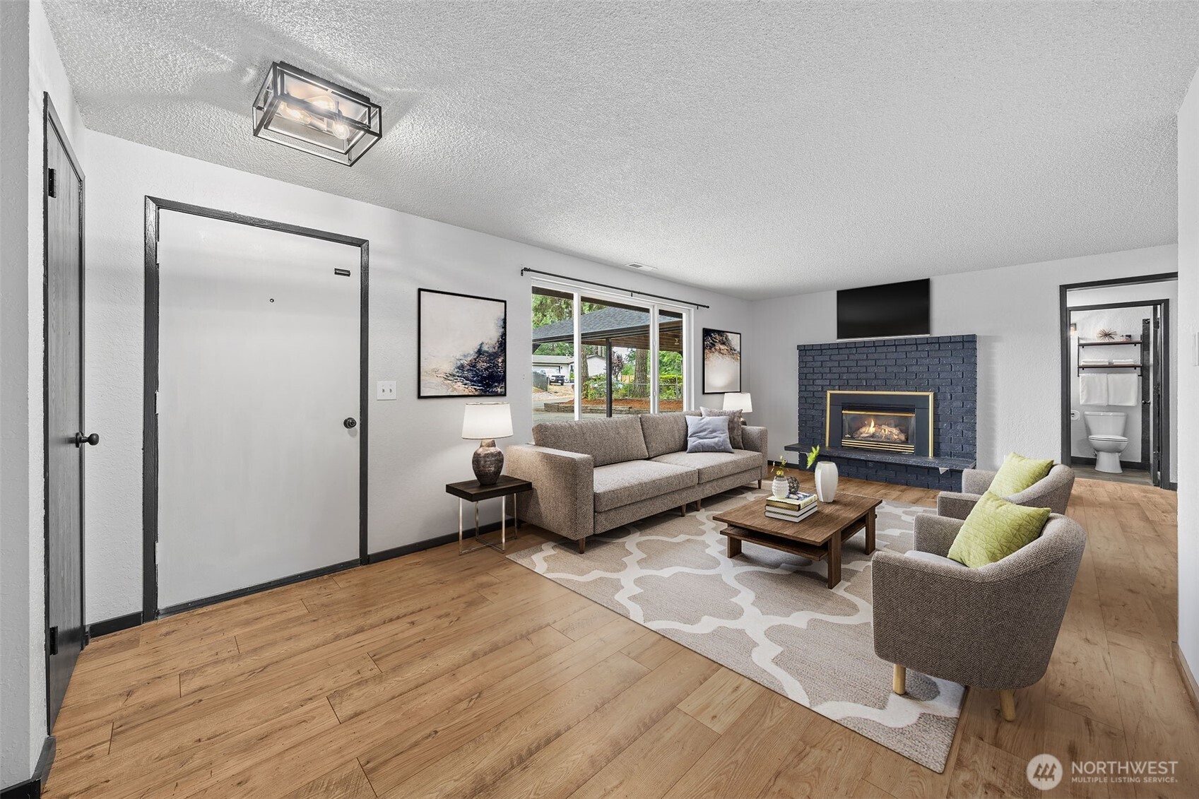 50 Ne Bryan Lane Property Photo 7