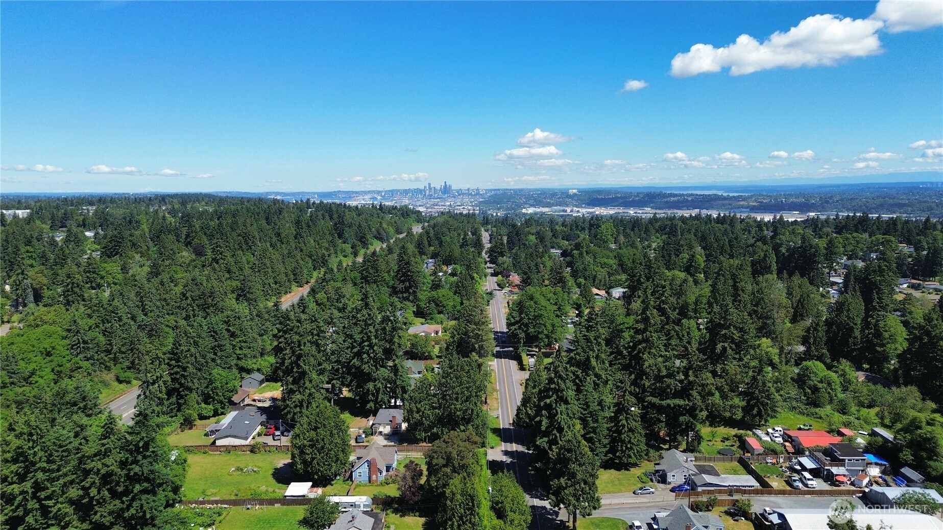 124 8th Avenue Property Photo 3