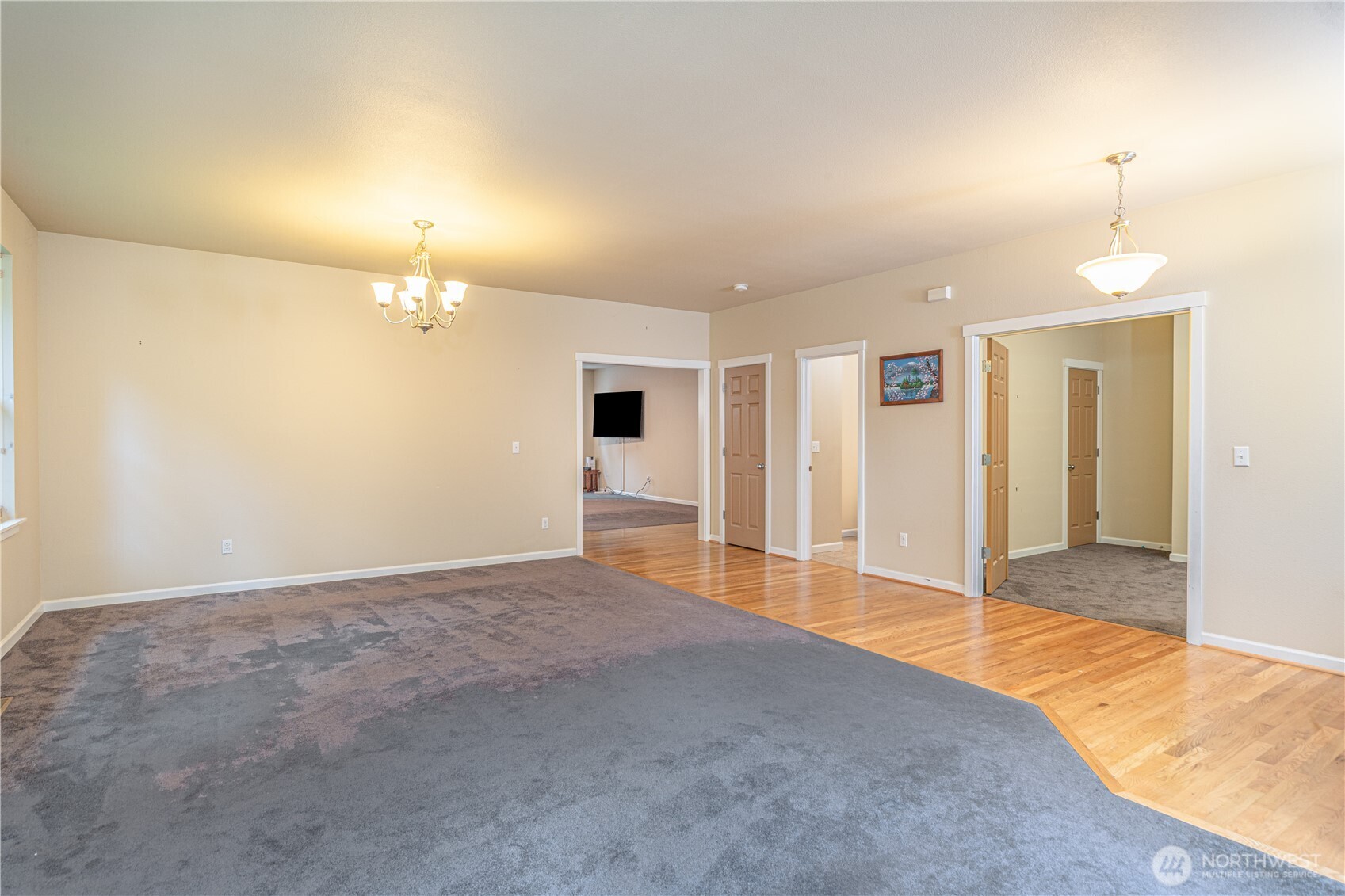 4000 Ne Breakwater Court Property Photo 6