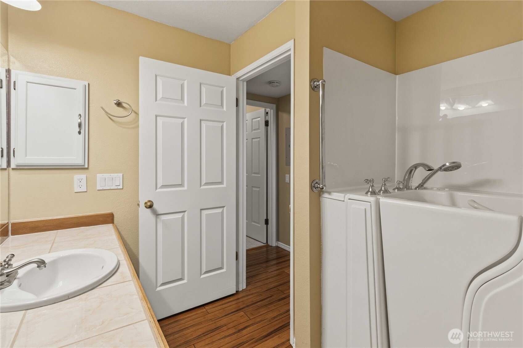 3941 226th Place 103 Property Photo 16