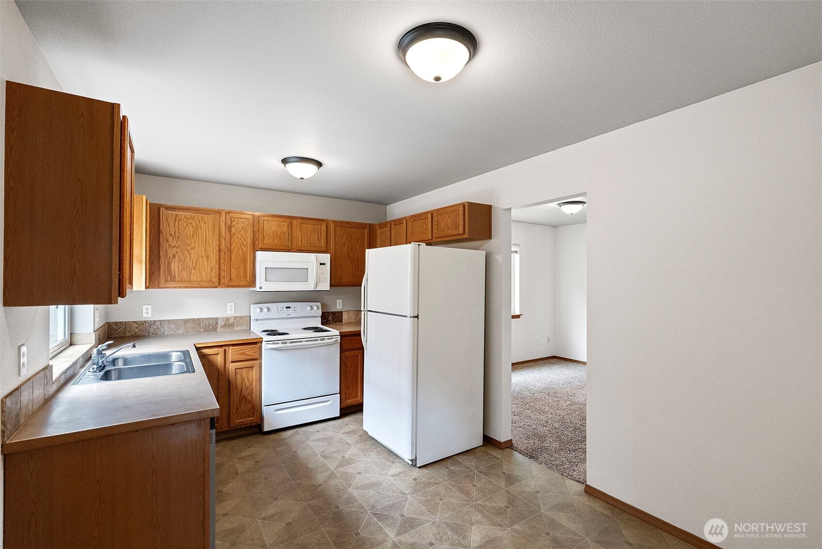 4909 Bowwood Circle Property Photo 6