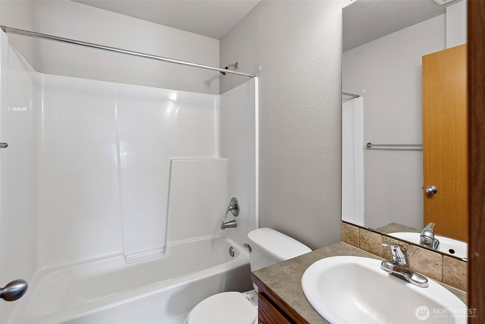 4909 Bowwood Circle Property Photo 14