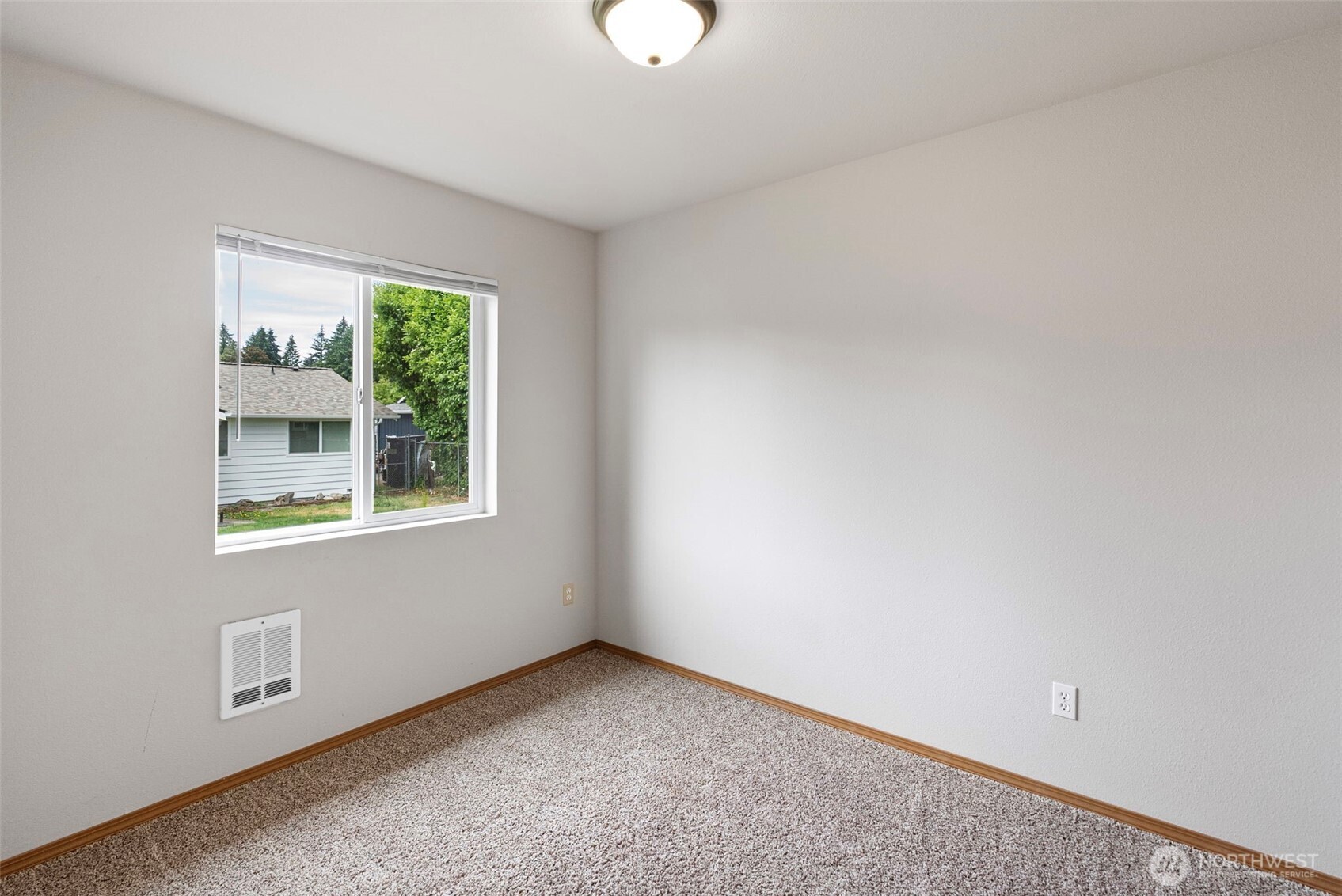 4909 Bowwood Circle Property Photo 15