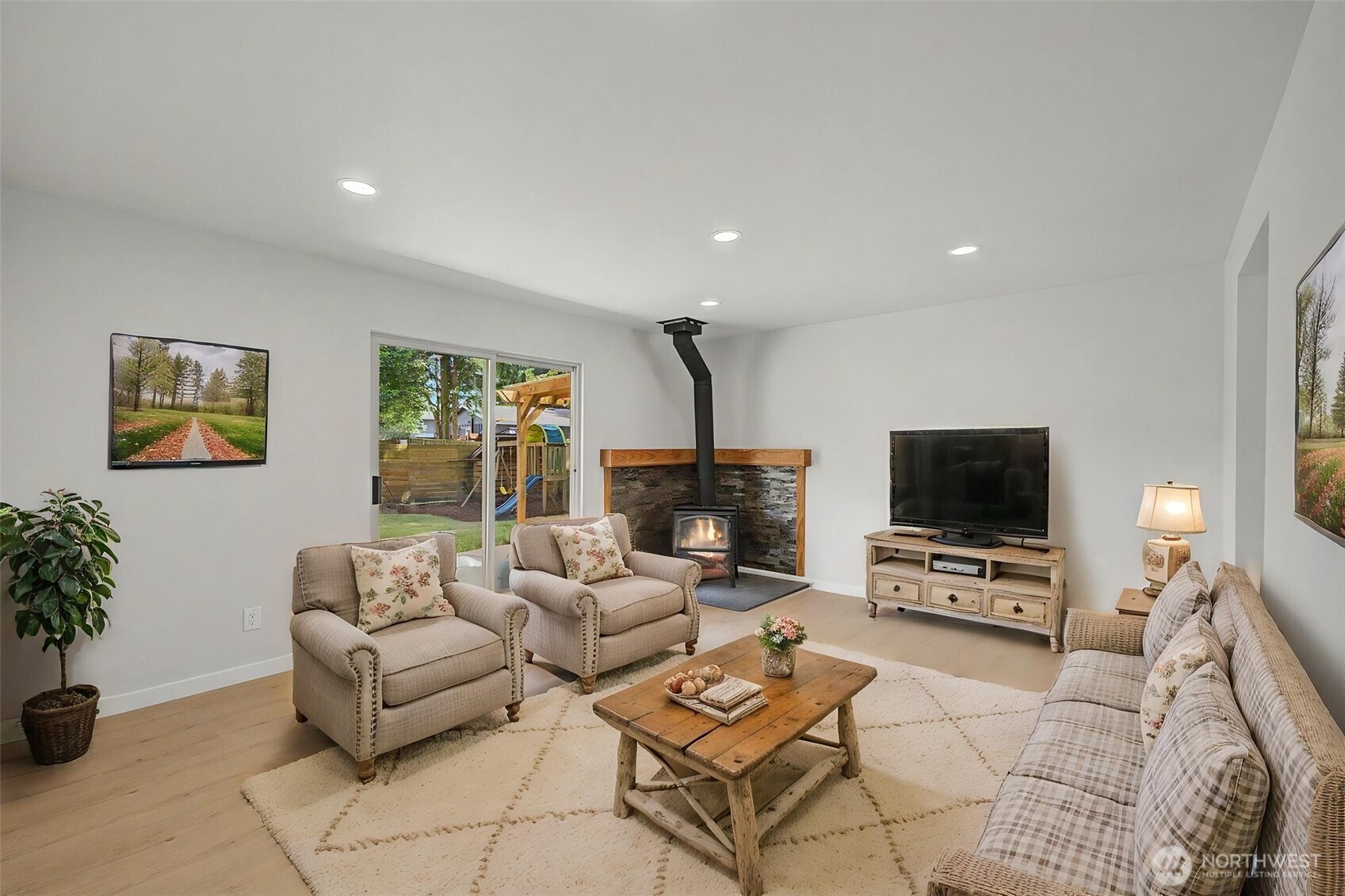 1011 Calkin Place Property Photo 7