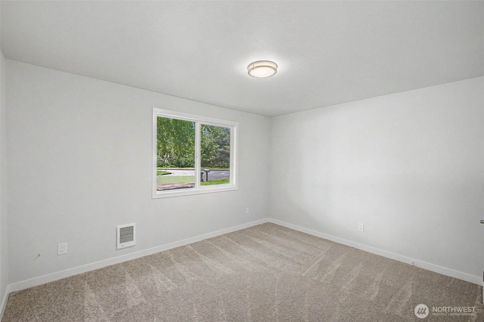 1011 Calkin Place Property Photo 14