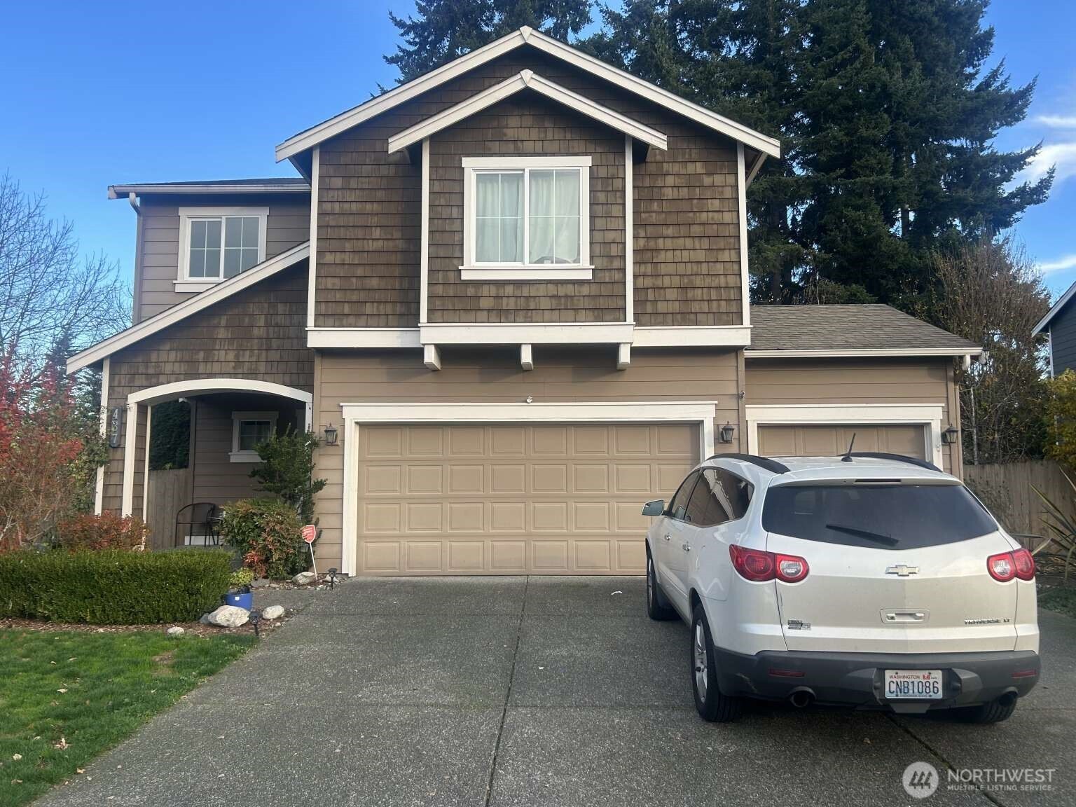 437 20th Street Property Photo 1