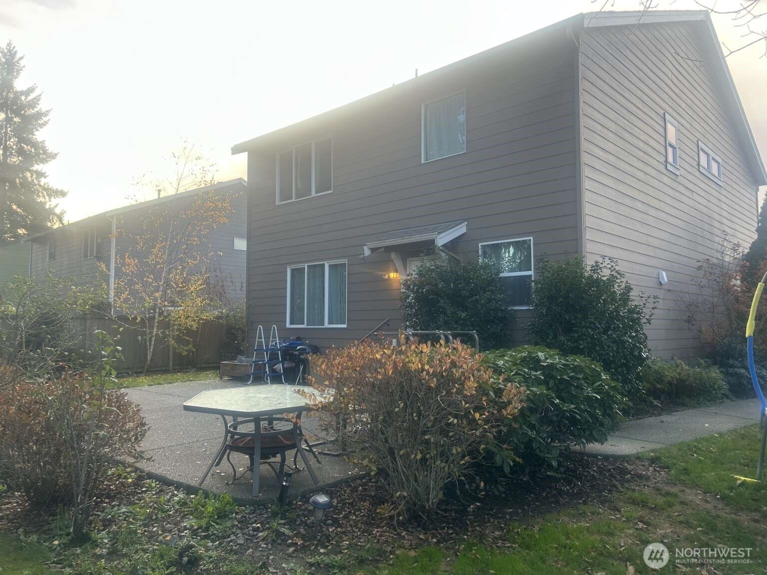 437 20th Street Property Photo 3