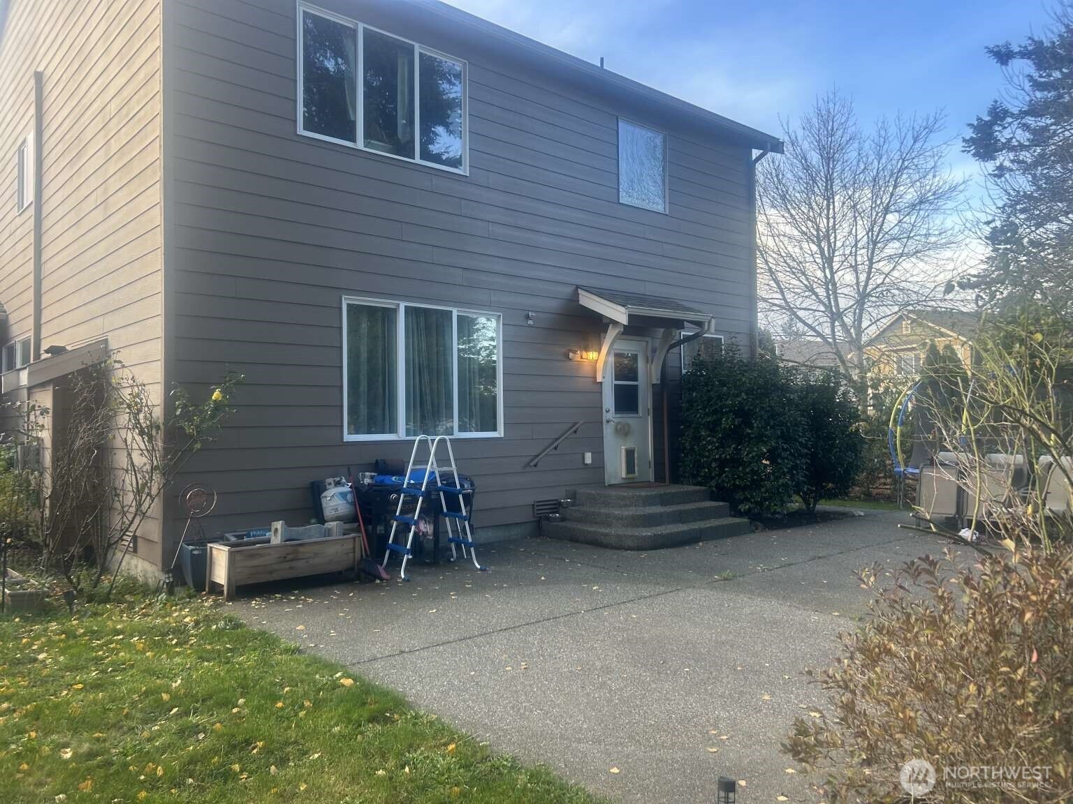 437 20th Street Property Photo 4