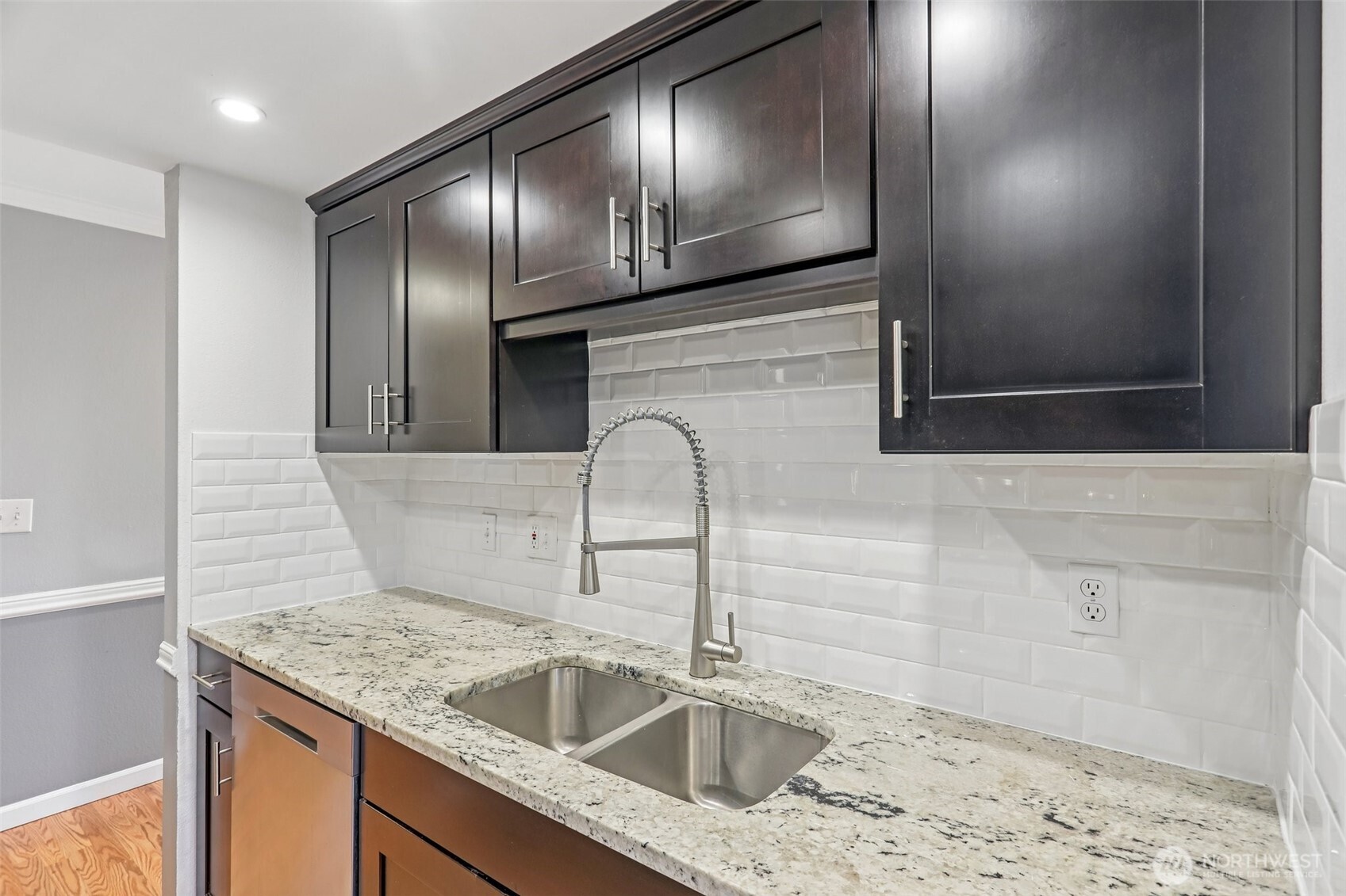 3421 Sw Roxbury Street 308 Property Photo 11