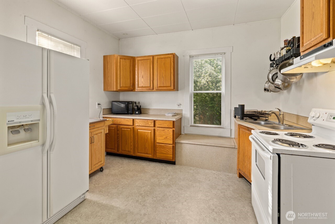 309 N Elliott Street Property Photo 14