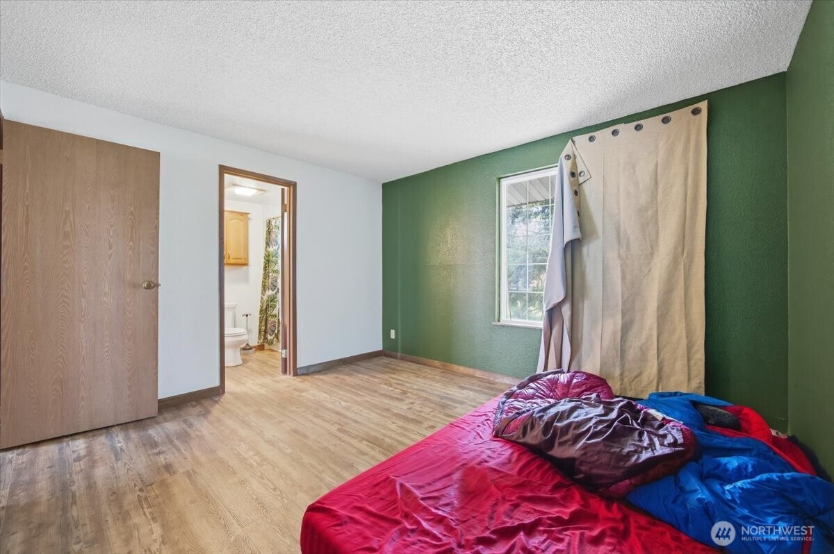 1516 S Olympia Place Property Photo 16