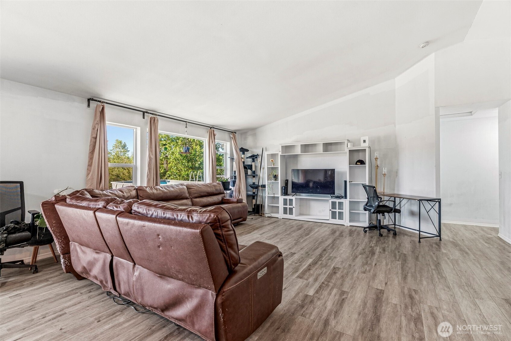 235 Flatt Road Property Photo 8