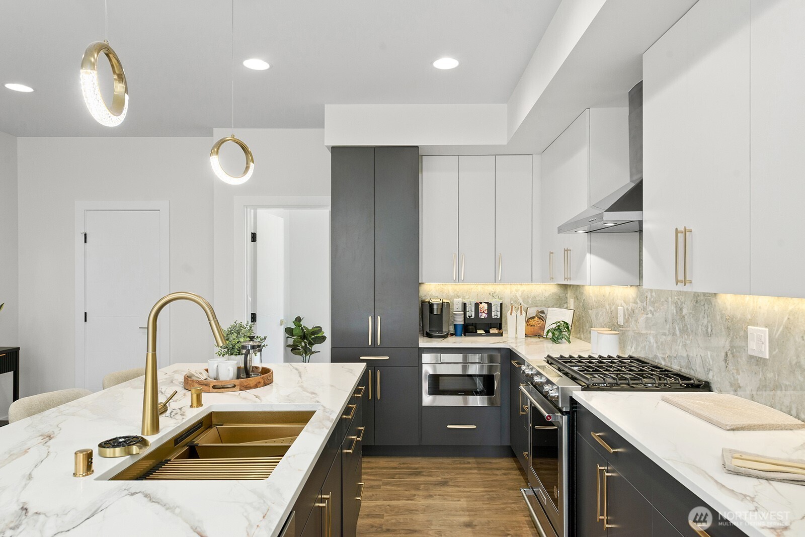 17116 35th Drive B6 Property Photo 6