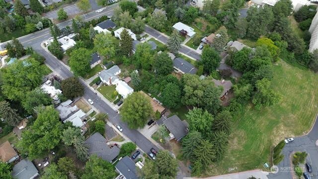 1000 Ne Duncan Lane Property Photo 3