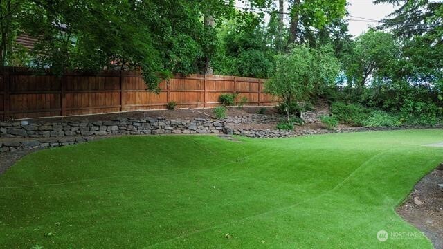 1000 Ne Duncan Lane Property Photo 24