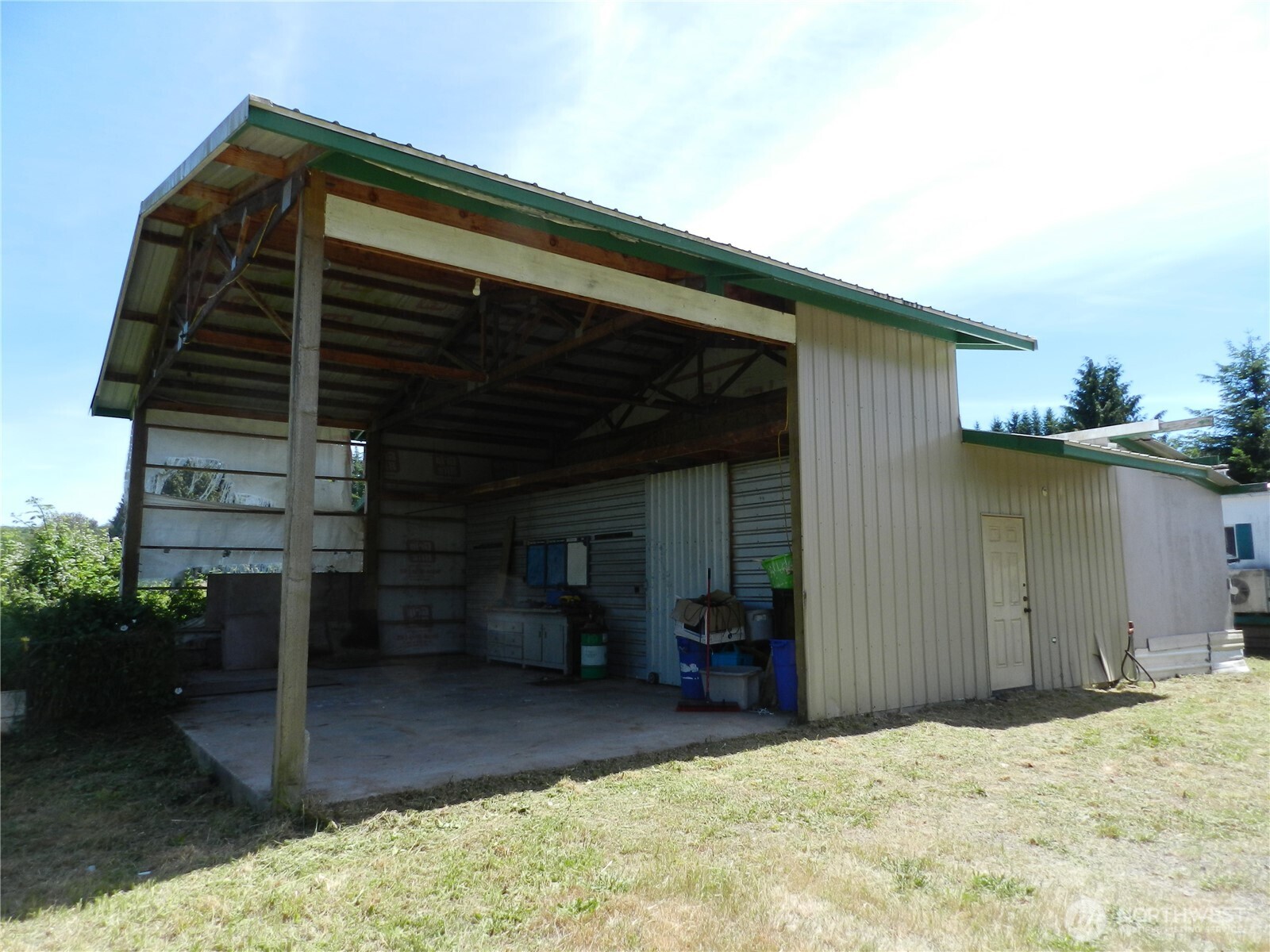 146 Damron Road Property Photo 8