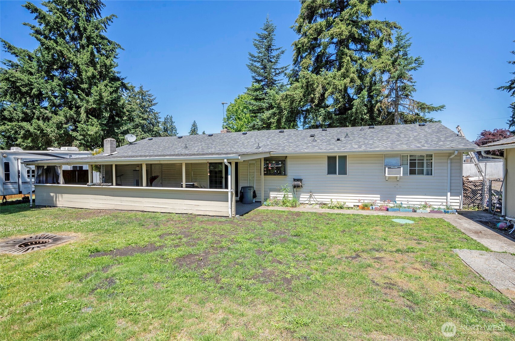 438 174th Street Property Photo 25
