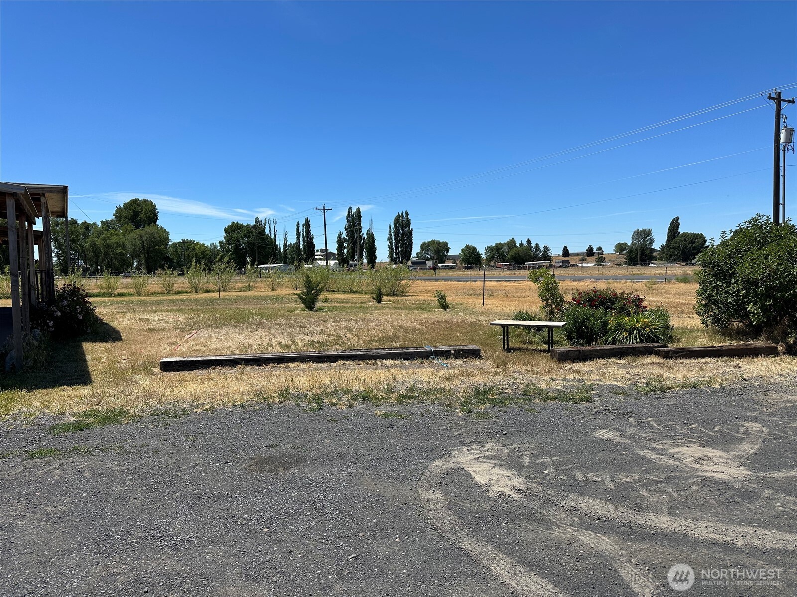 3801 Rd E Ne Property Photo 12