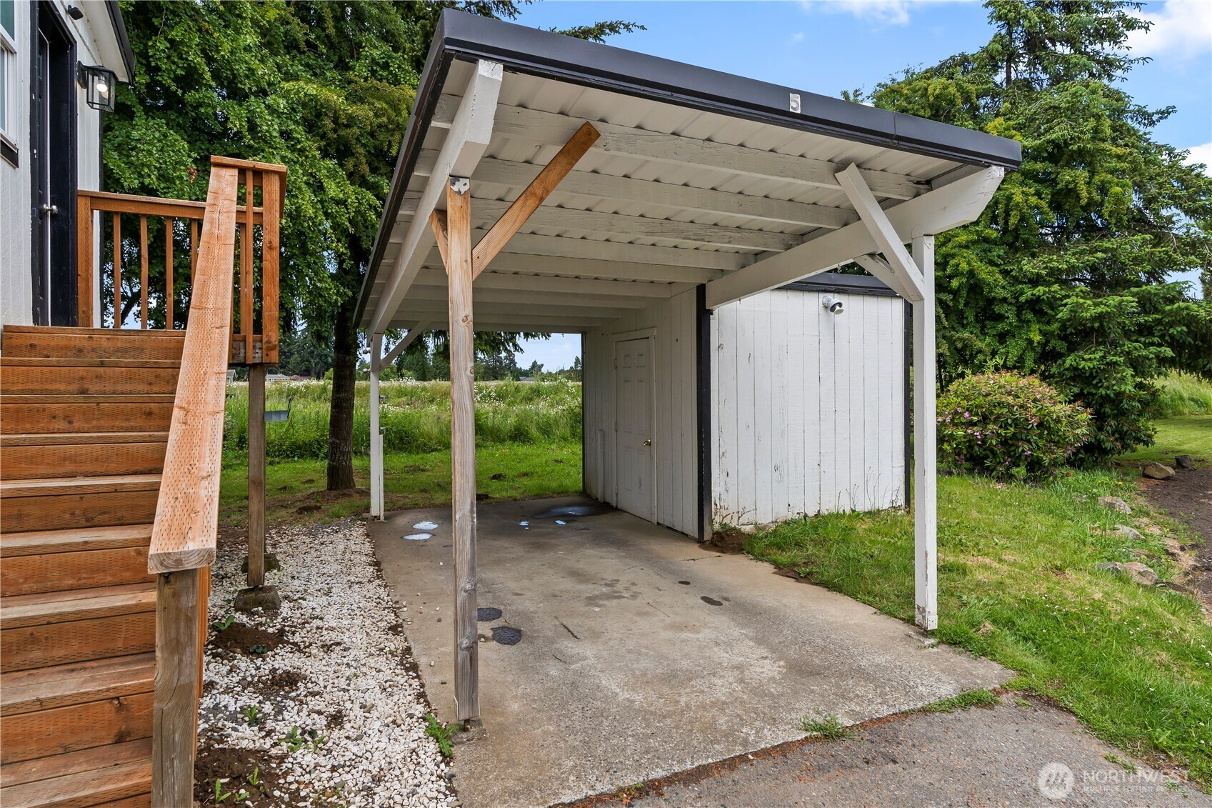 1112 Long Road 5 Property Photo 3