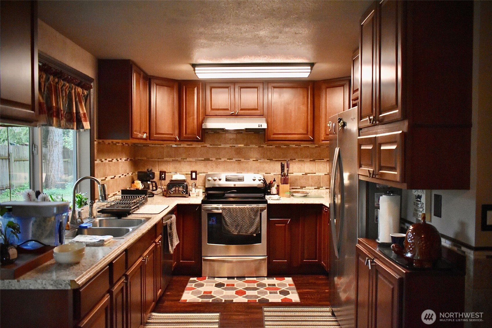 4908 34th Court Property Photo 5