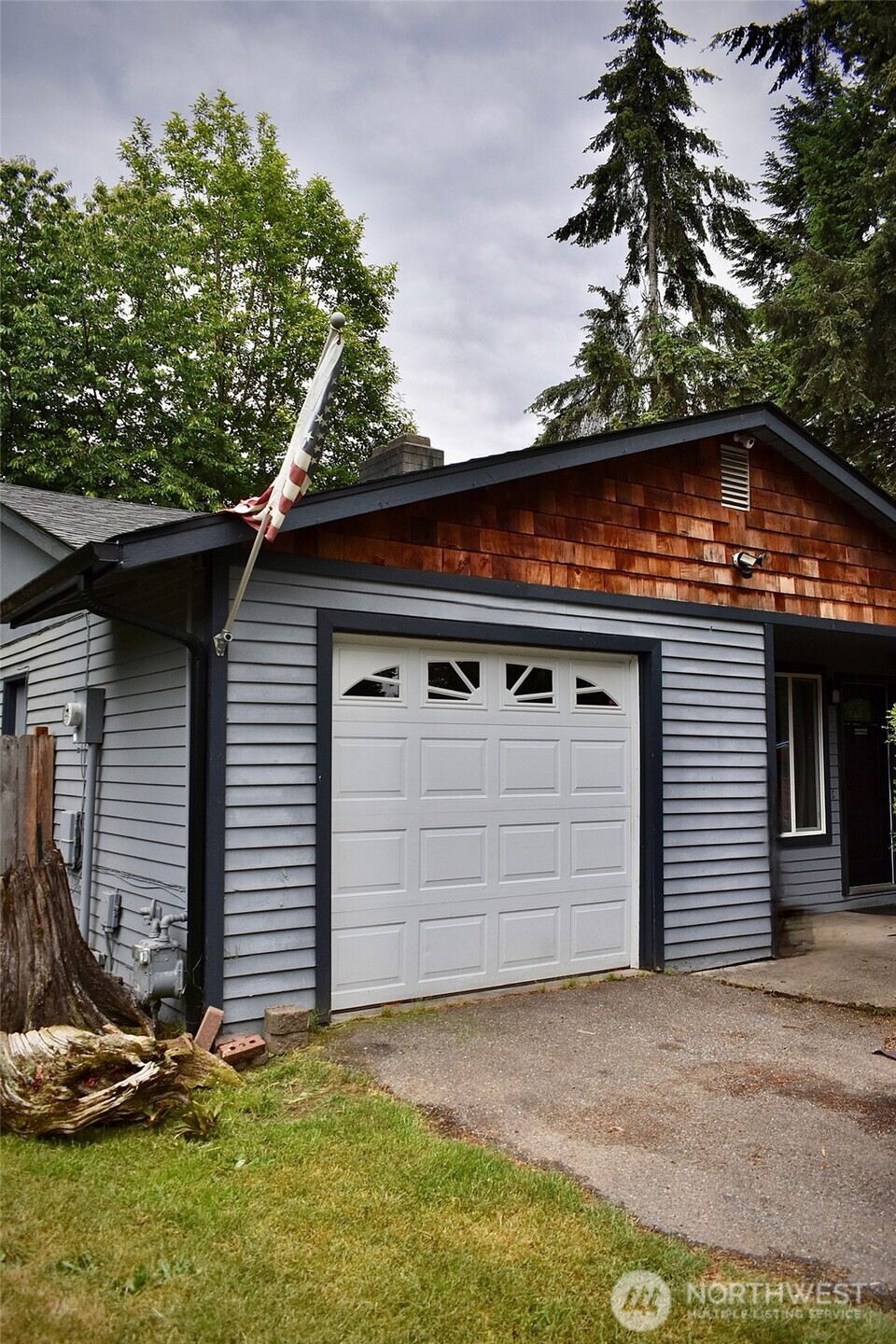 4908 34th Court Property Photo 13