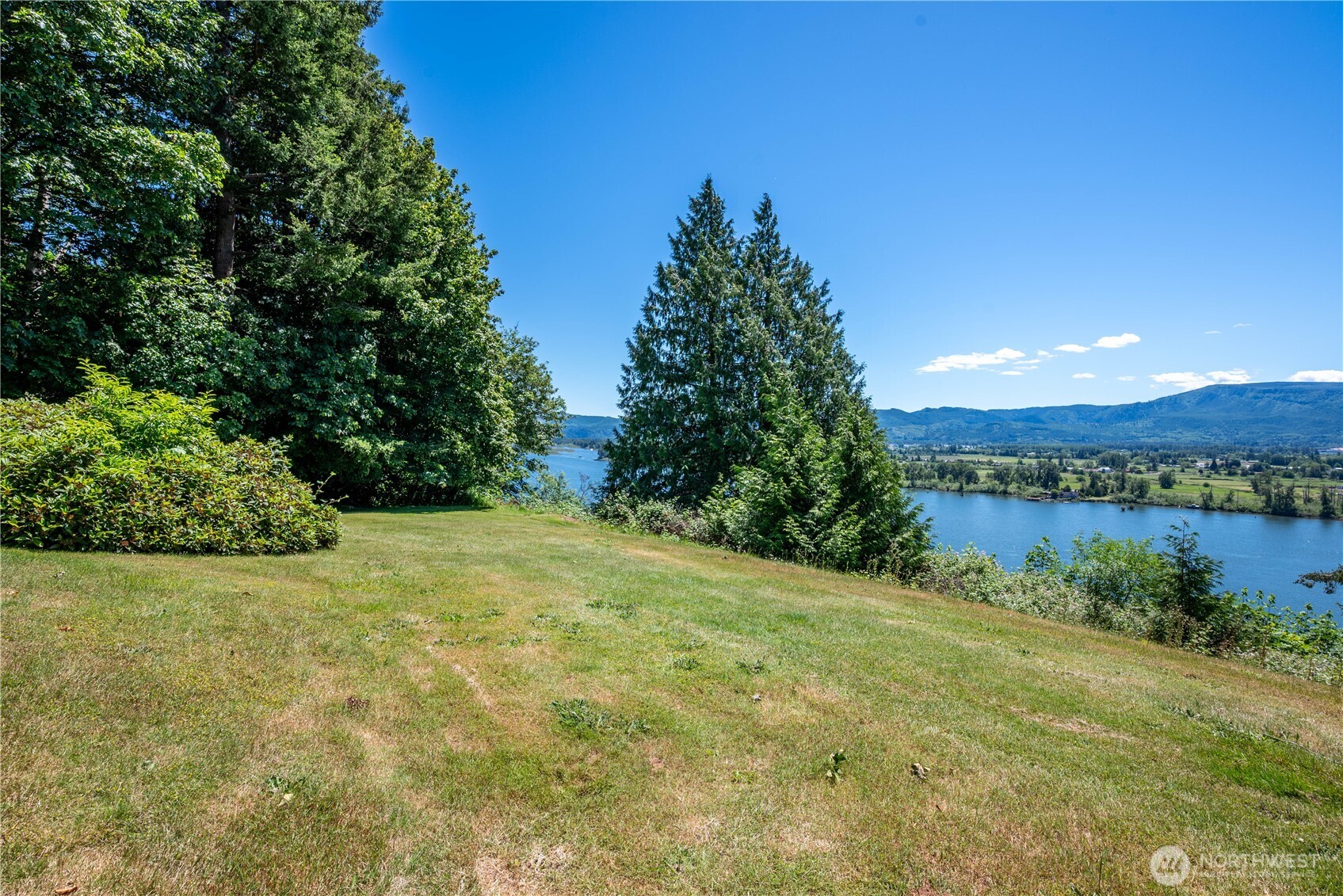 18 Island View Lane Property Photo 31