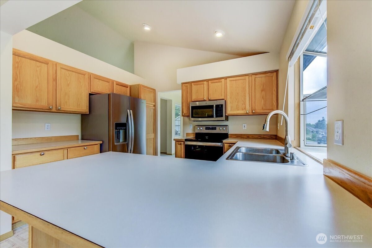 7001 60th Place Property Photo 15