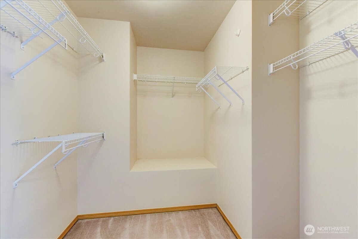7001 60th Place Property Photo 19