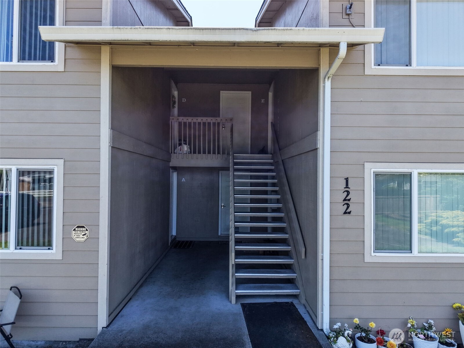 122 169th Street Property Photo 3