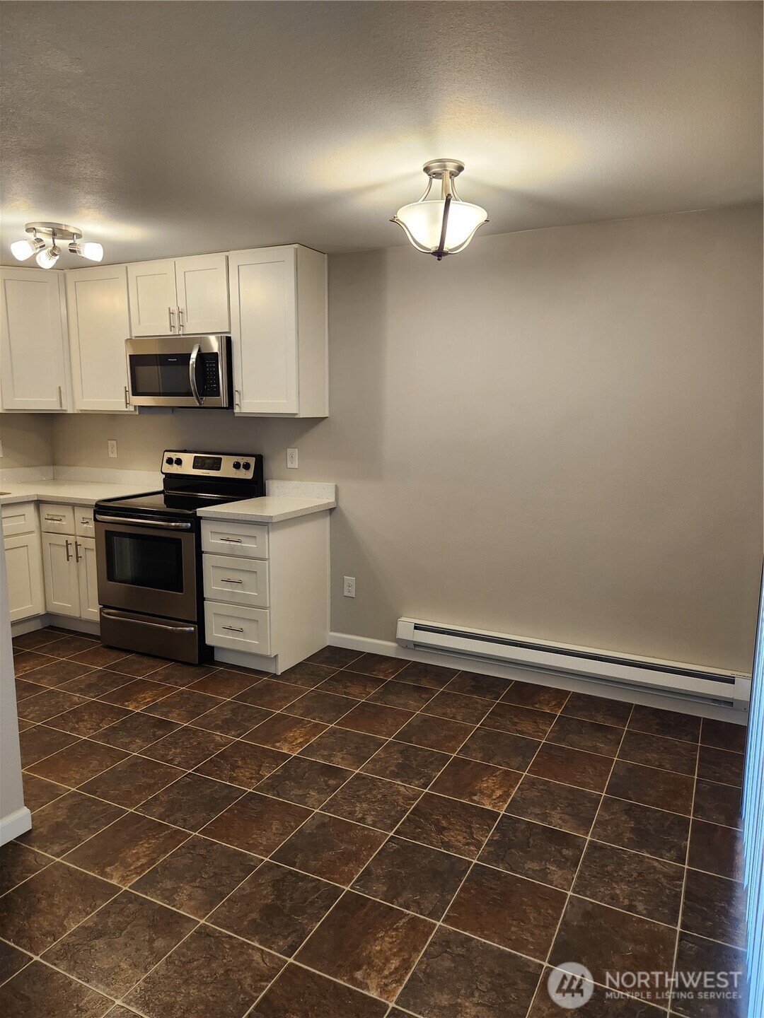 122 169th Street Property Photo 23