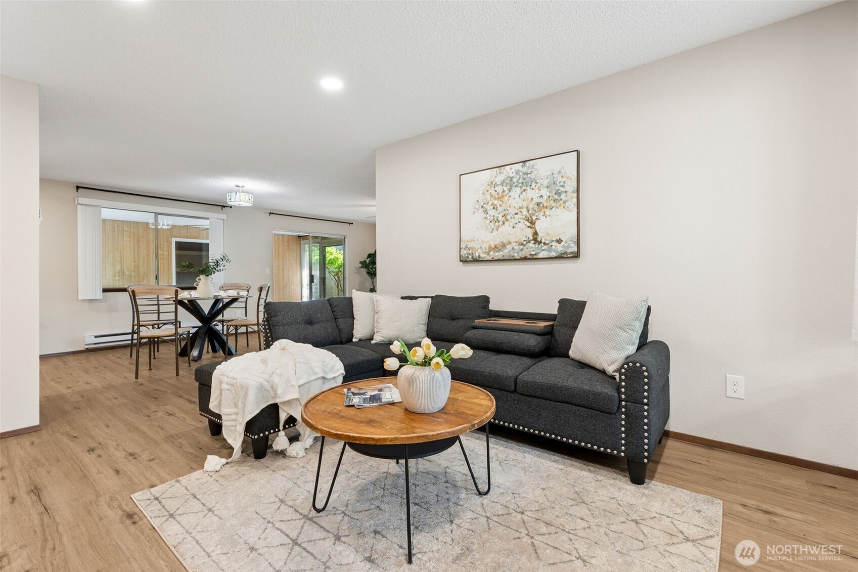 501 125th Street Property Photo 4