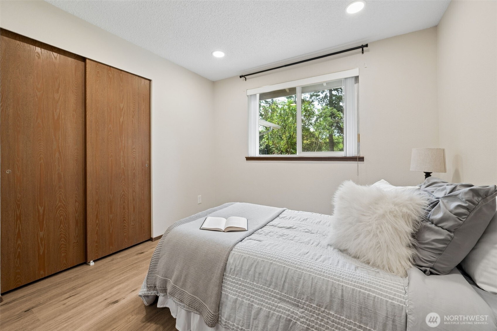 501 125th Street Property Photo 12