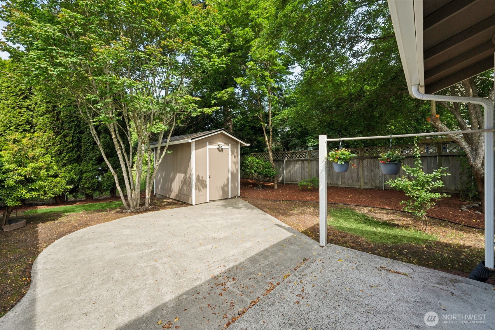 501 125th Street Property Photo 22
