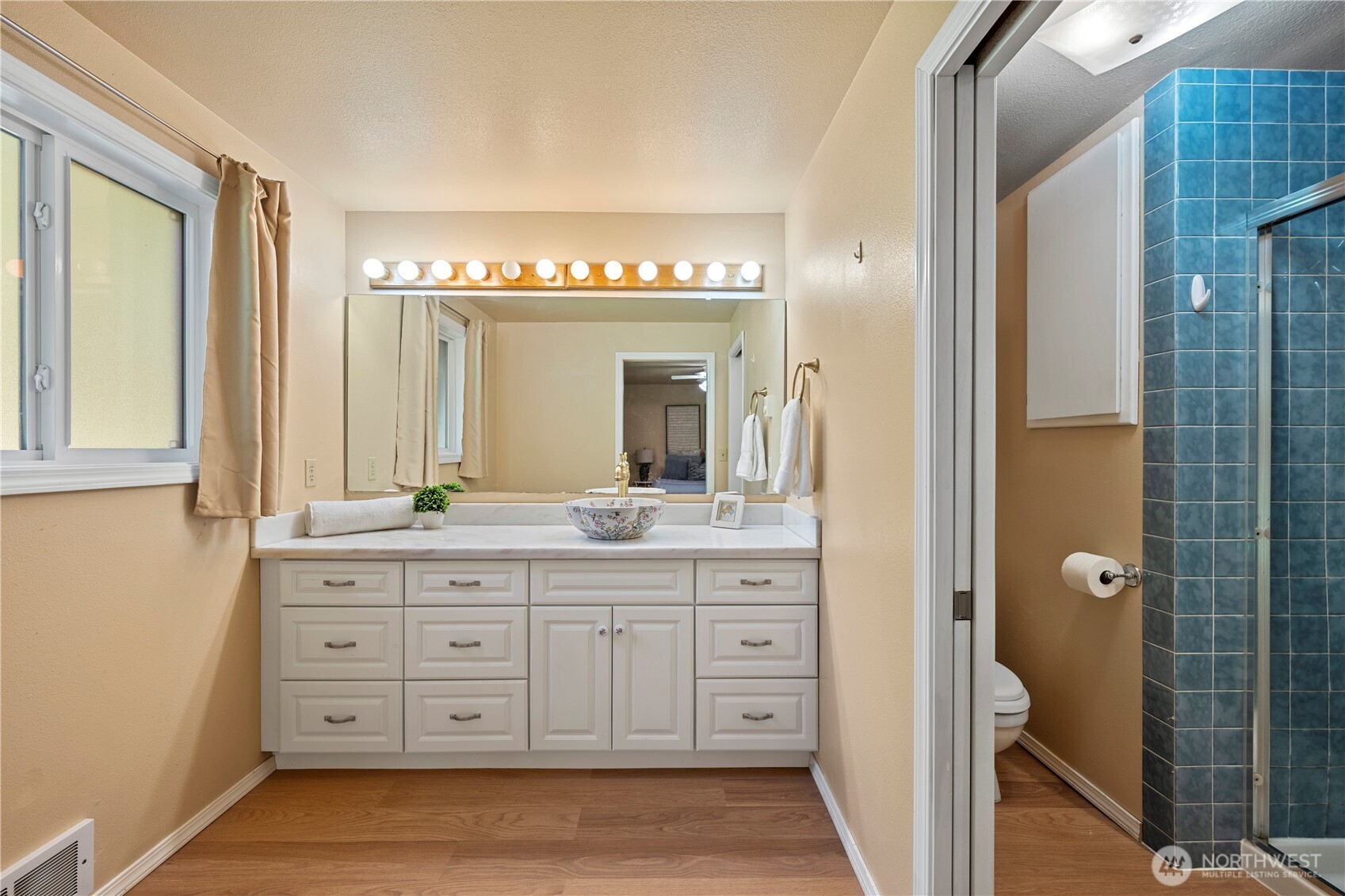 9529 62nd Dr Property Photo 12