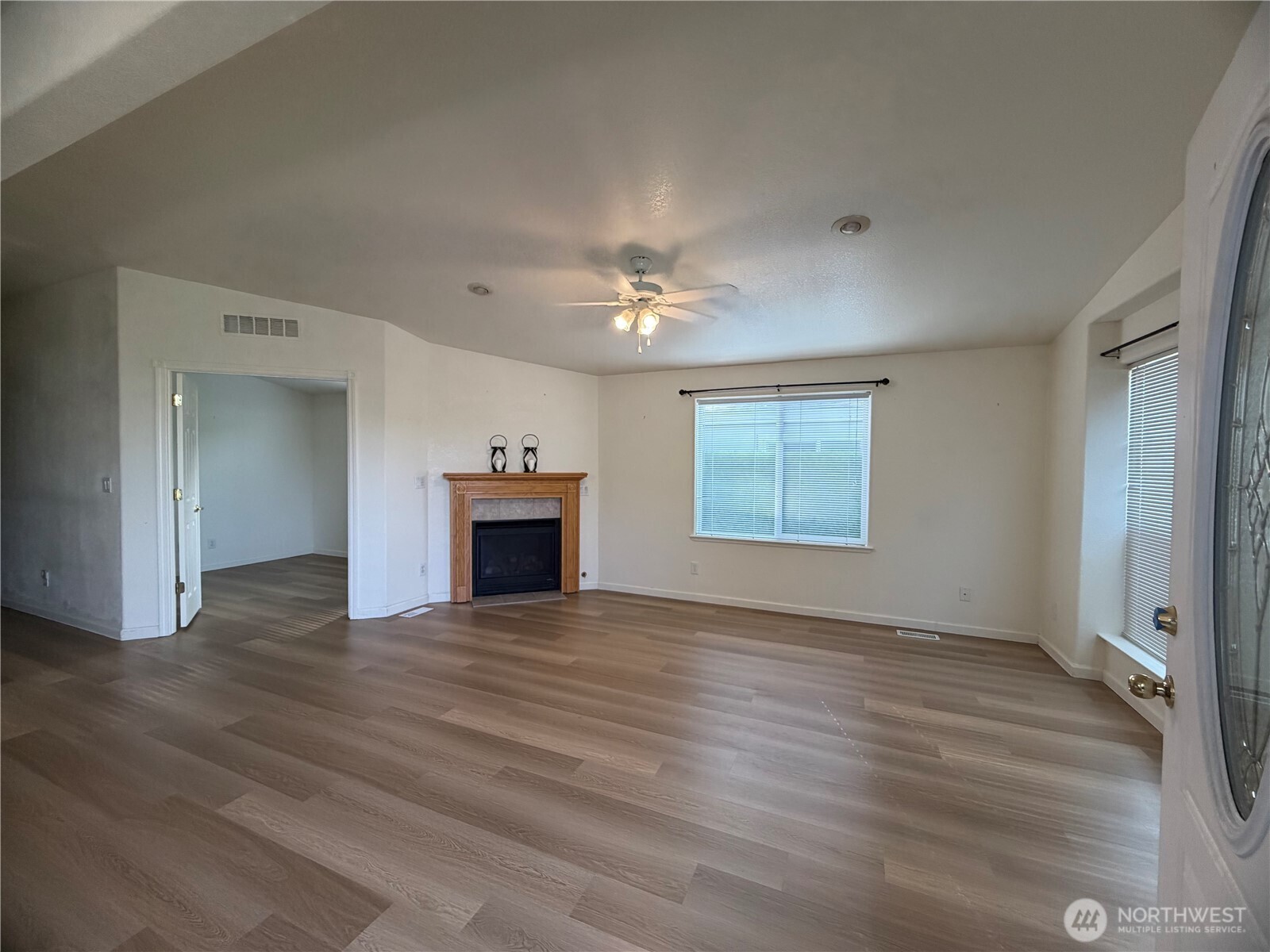 6108 91st Street Ct 123 Property Photo 3