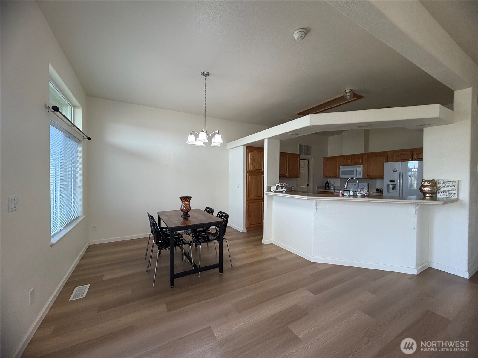 6108 91st Street Ct 123 Property Photo 4